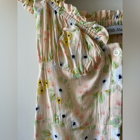 With Jéan Isabel Dress - Picture 8 of 11